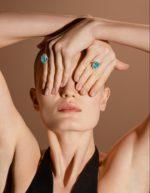 High Jewelry Ring with Paraiba Tourmaline and Diamonds - Image 3