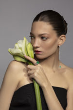 High Jewelry Long Emerald and Diamond Earrings - Image 2