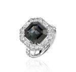 High Jewelry Ring with Spinel and Diamonds