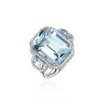 High Jewelry Ring with Aquamarines