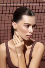 La féminité Double Ring in Yellow Gold with Opals - Image 2