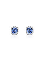 La féminité Stud Earrings with Tanzanites and Diamonds