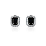 La féminité Sapphire and Diamond Stud Earrings