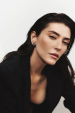 La féminité Spinel and Diamond Stud Earrings - Image 2