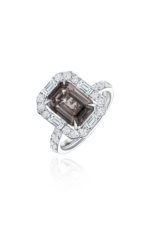 High Jewelry Ring with Midnight Spinel and Diamonds