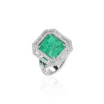 High Jewelry Ring with Ural Emerald and Diamonds